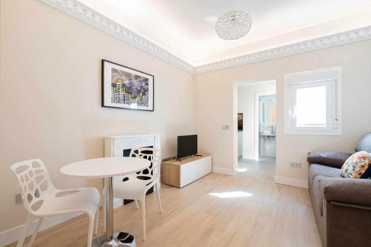 Nuevo Bien Comunicado 1 Dormitorio Madrid Ngoại thất bức ảnh